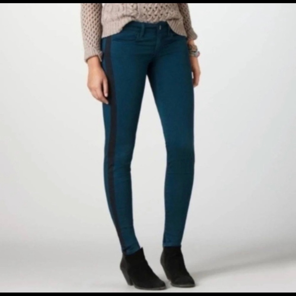 American Eagle teal sky high jeggings